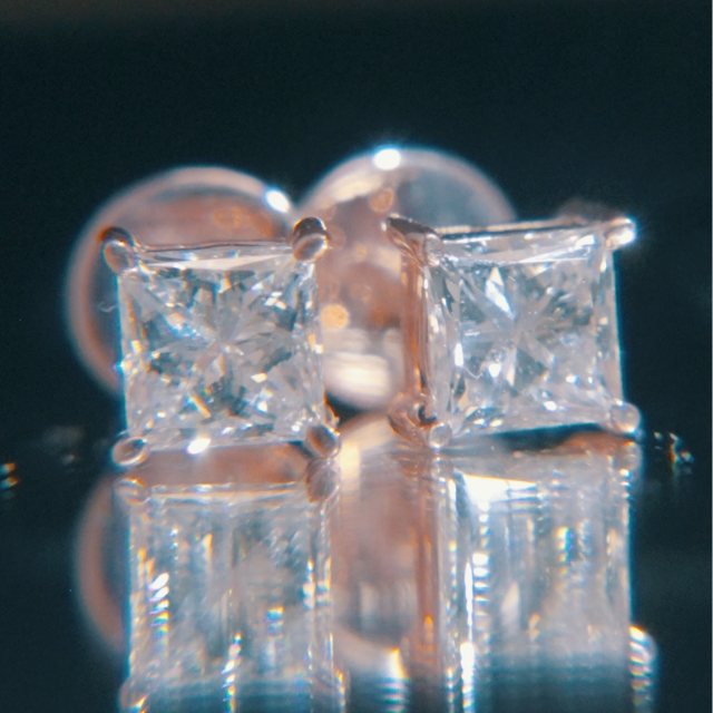 Royal Solitaire Earrings